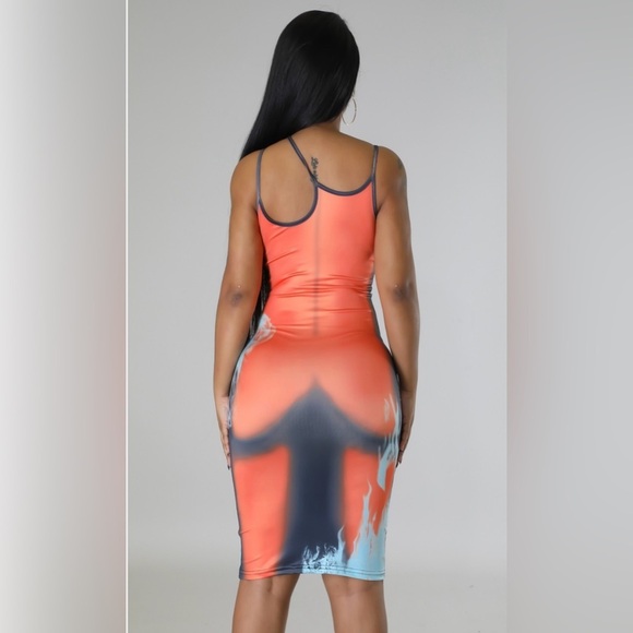 ‼️SNATCHED BODY DRESS‼️ - Picture 2 of 4